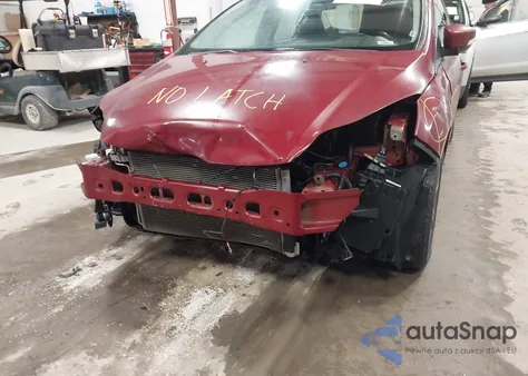 2014 Ford Focus Se from USA, damaged, VIN 1FADP3F23EL340360